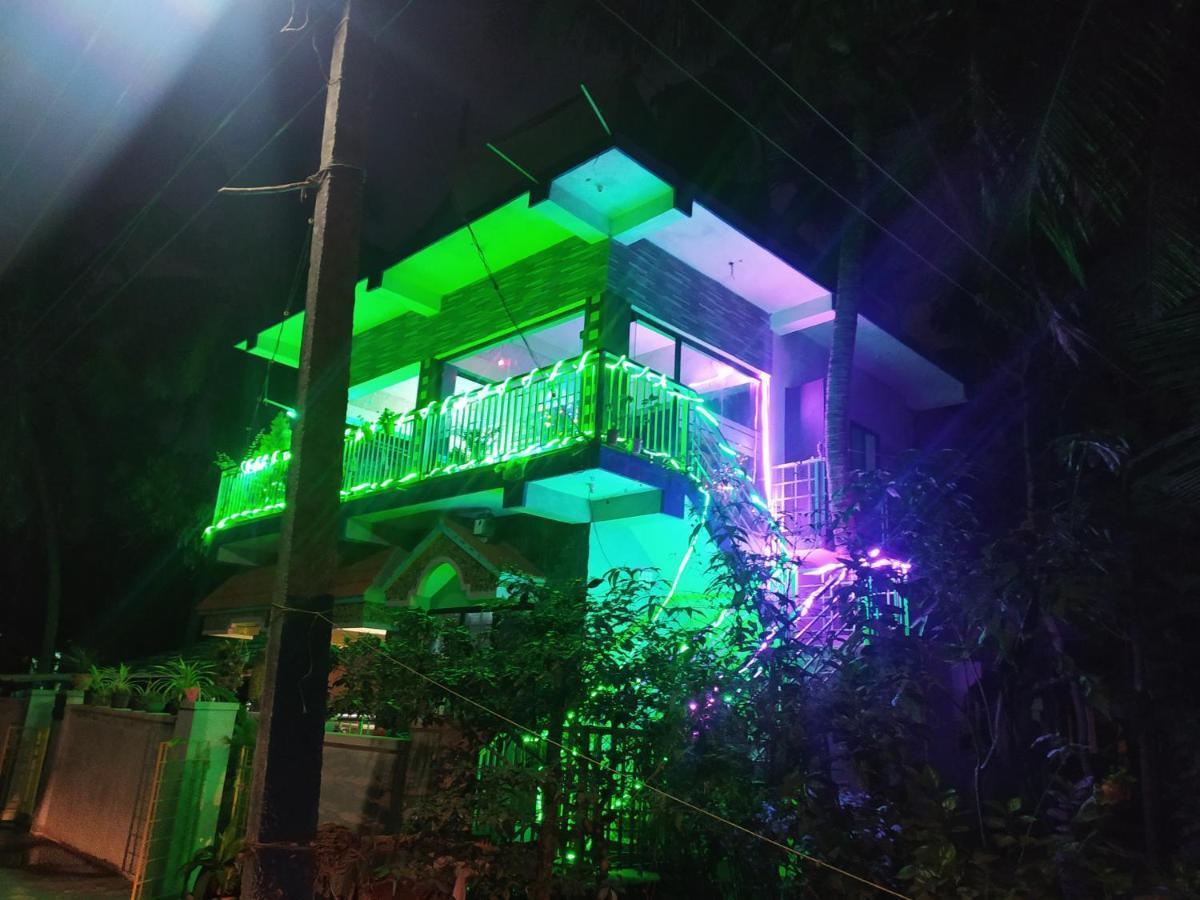 Sarvesh Arundekar Home Stay In Beach Side Ac Room 고카르나 외부 사진