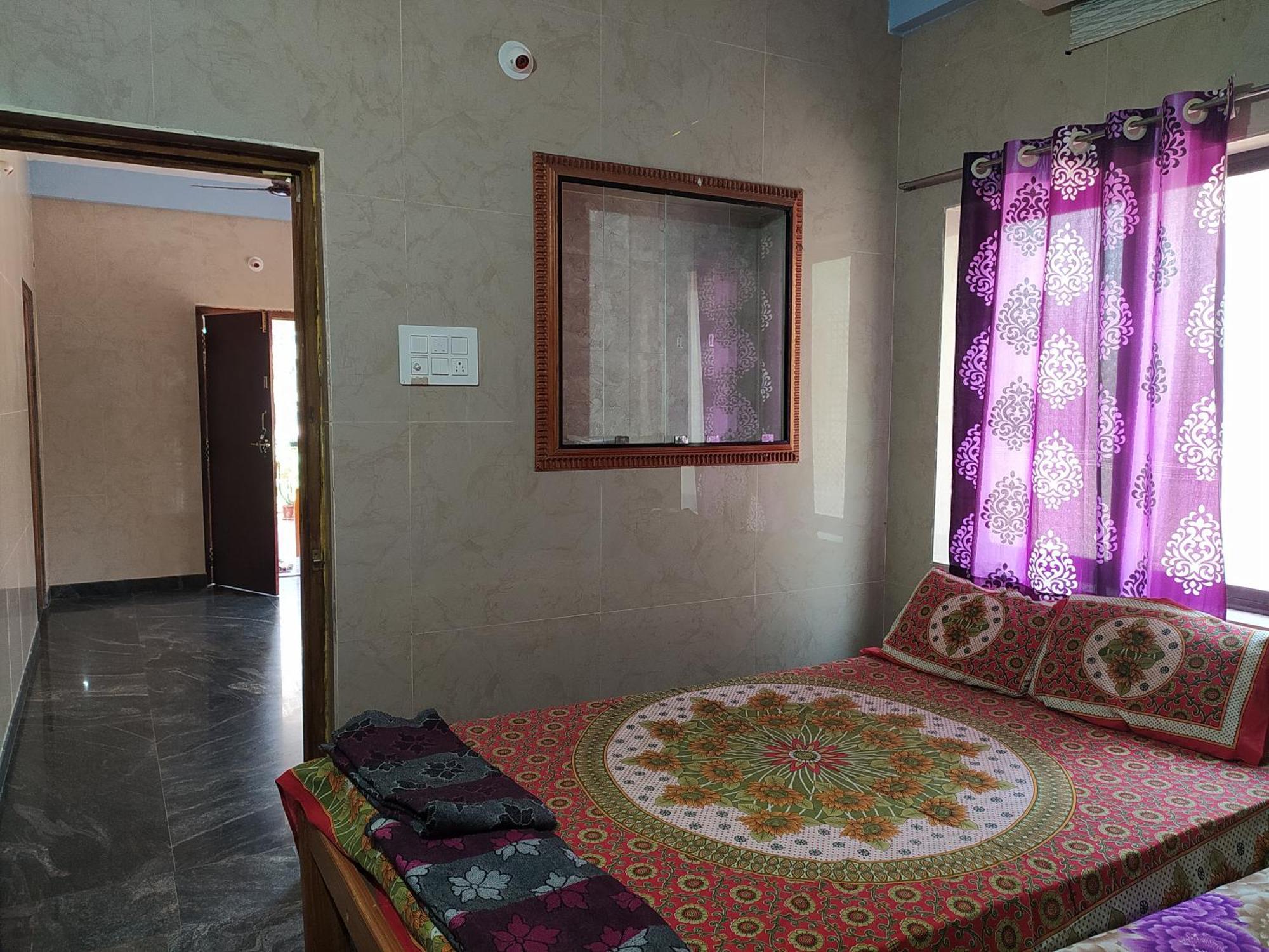 Sarvesh Arundekar Home Stay In Beach Side Ac Room 고카르나 외부 사진